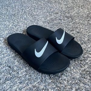 Nike slides